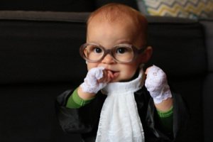 Nama Bayi Perempuan Dengan Makna / Arti Adil