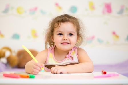 Nama Bayi Perempuan Dengan Makna / Arti Pintar